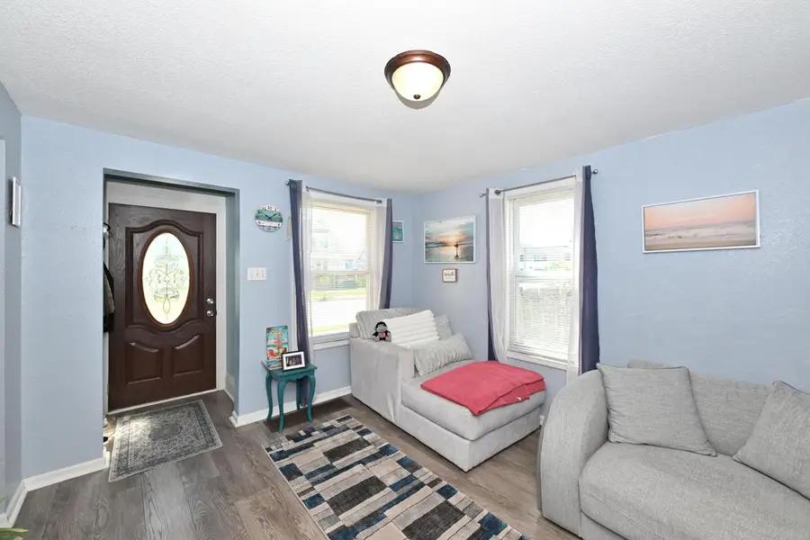 1557 S 71st STREET, West Allis, WI 53214 - #3