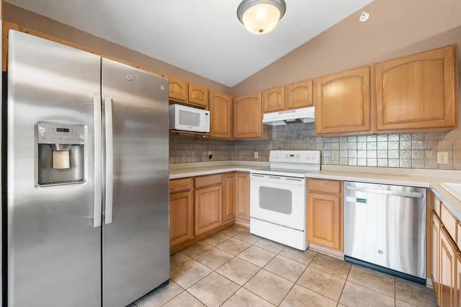 2165 Broken Hill ROAD #1, Waukesha, WI 53188 - #2
