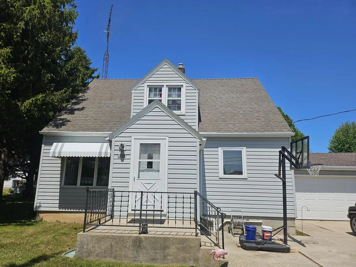 4428 Menasha AVENUE, Manitowoc, WI 54220 - #1