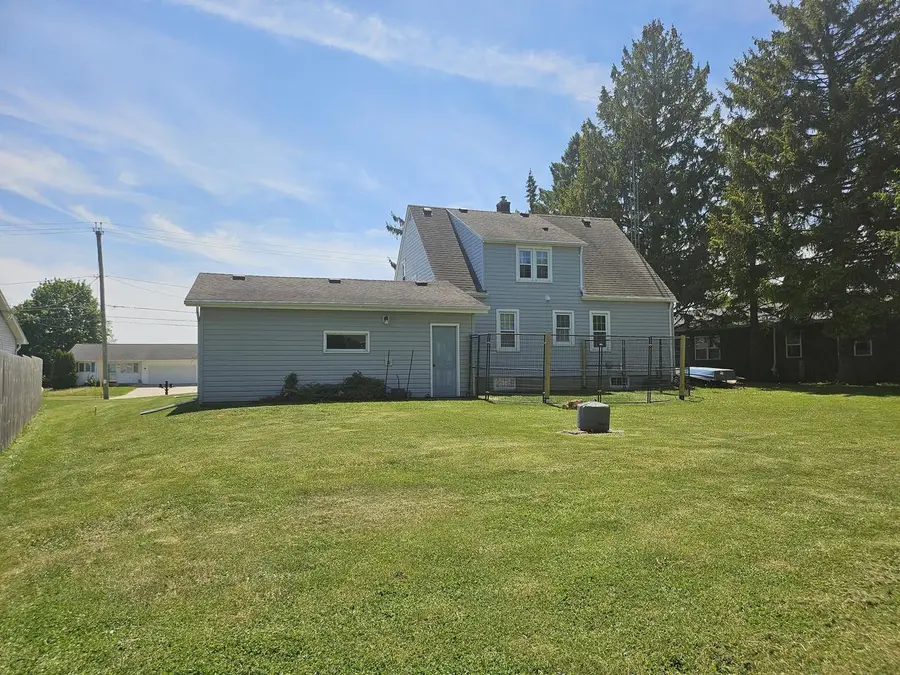 4428 Menasha AVENUE, Manitowoc, WI 54220 - #3