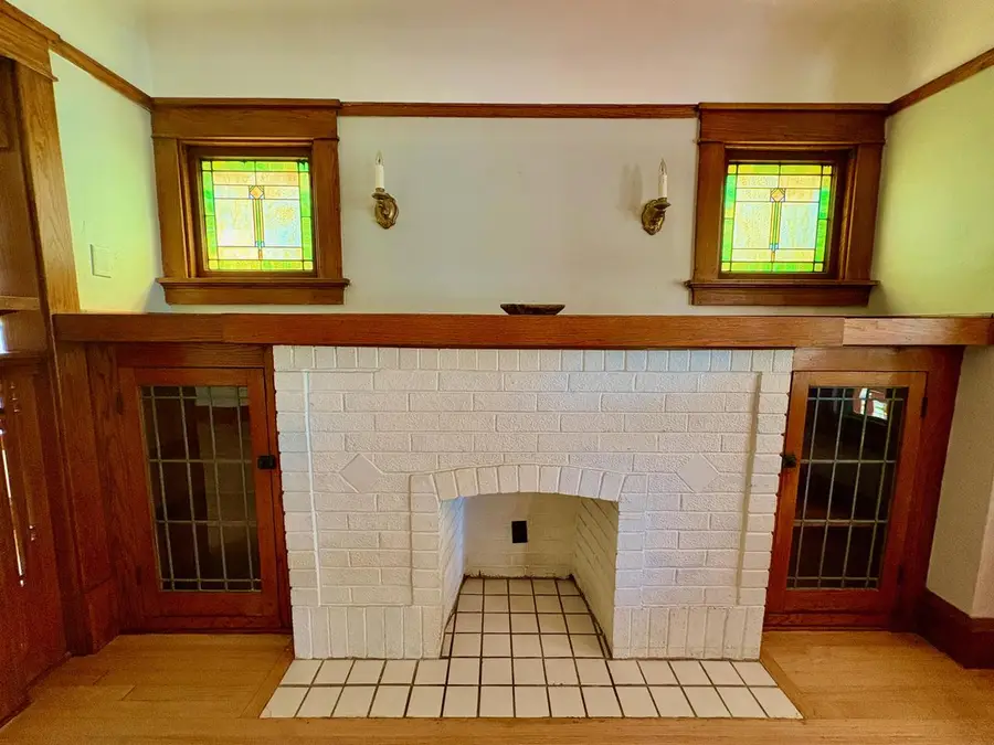 4034 N Larkin STREET, Shorewood, WI 53211 - #3