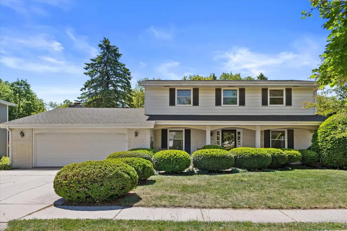 6436 Riverdale LANE, Greendale, WI 53129 - #1