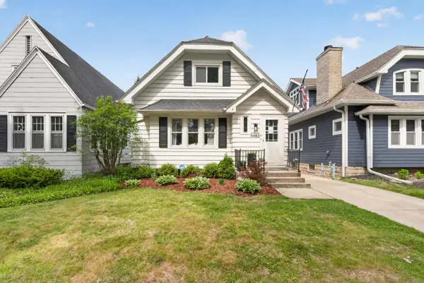 4483 N Morris BOULEVARD, Shorewood, WI 53211