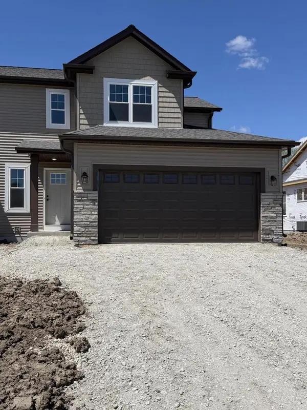 754 Pleasant Park COURT, Johnson Creek, WI 53038
