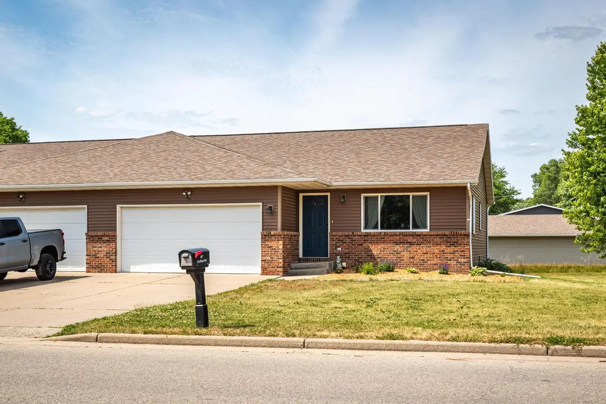 307 Roberts STREET E, Holmen, WI 54636 - #1