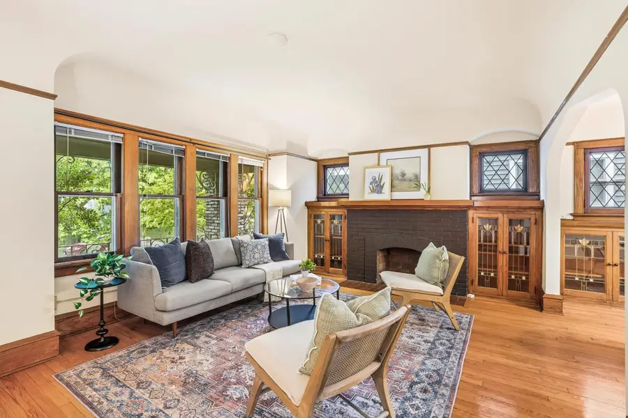 3815 N Farwell AVENUE #3817, Shorewood, WI 53211 - #2