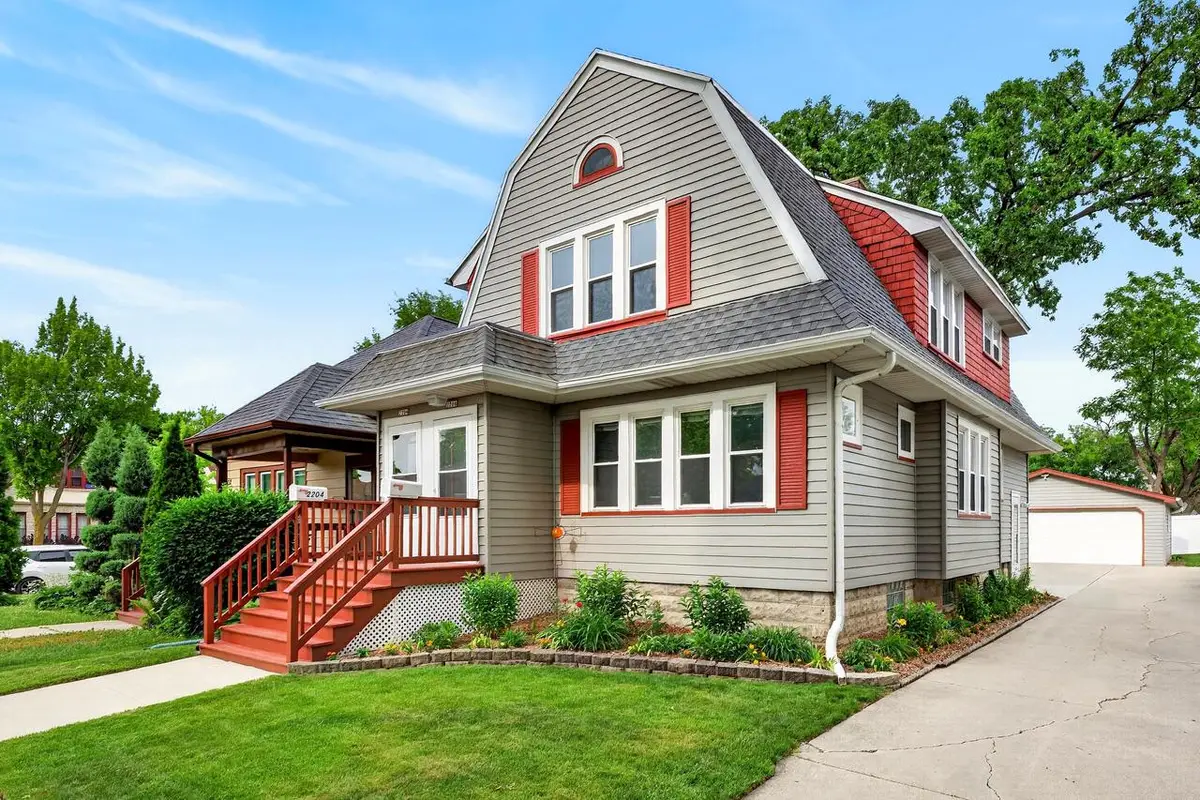 2204 S 67th PLACE #2206, West Allis, WI 53219 - #1