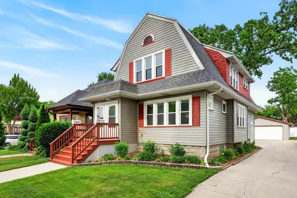 2204 S 67th PLACE #2206, West Allis, WI 53219