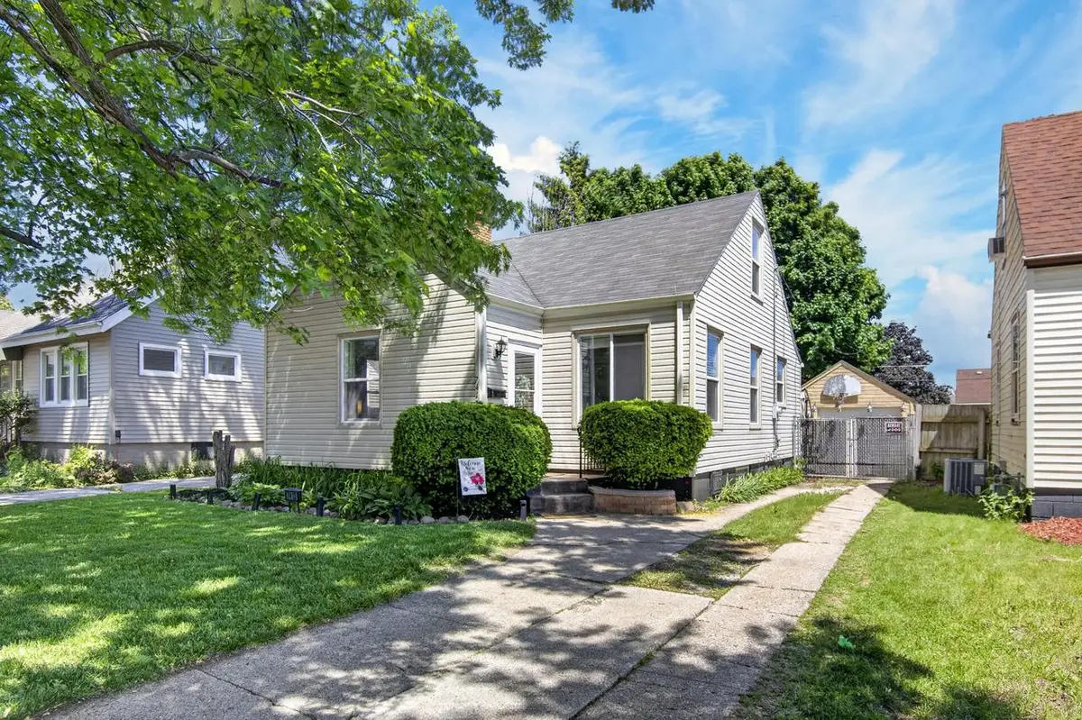 7413 32nd AVENUE, Kenosha, WI 53142 - #1