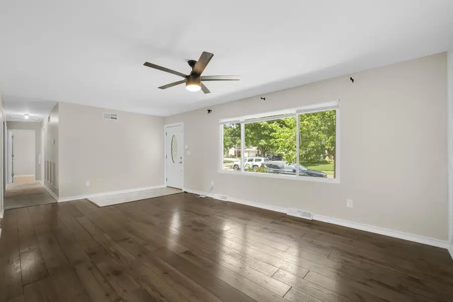 11825 W Washington STREET, West Allis, WI 53214 - #3