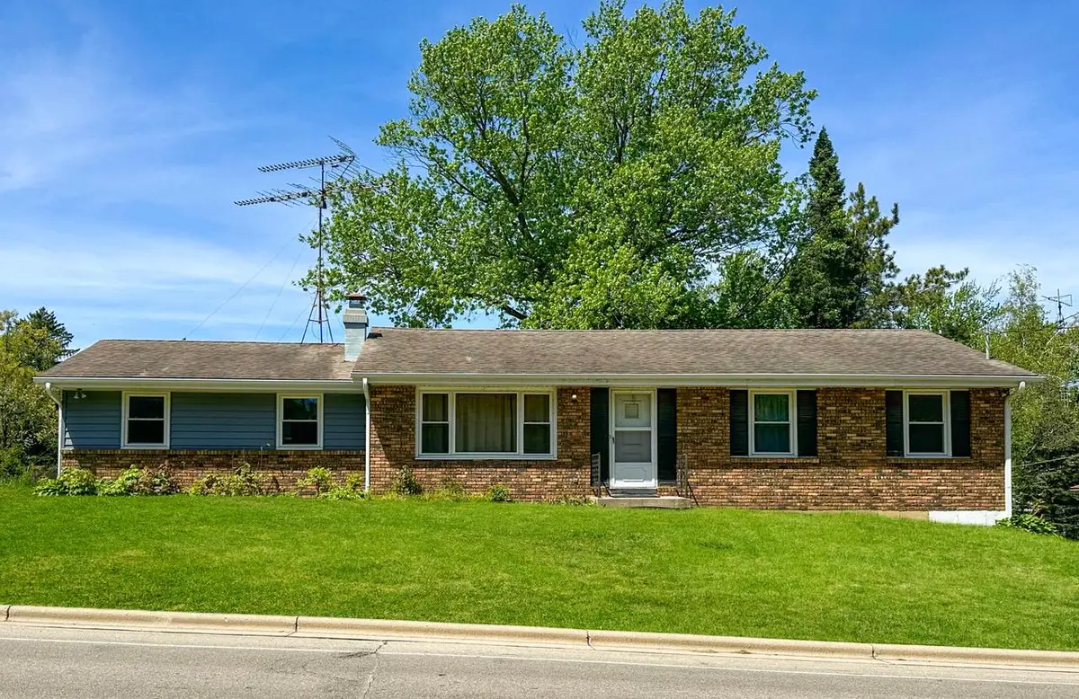 544 Sunset Vale, Twin Lakes, WI 53181 - #1