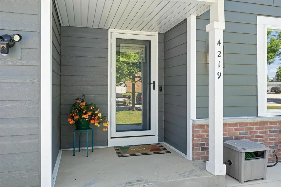 4219 W Pebble Beach COURT, Franklin, WI 53132 - #2