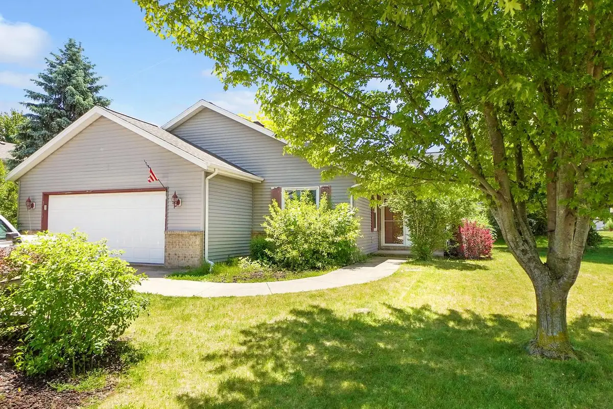 N171W20651 Valley DRIVE, Jackson, WI 53037 - #1