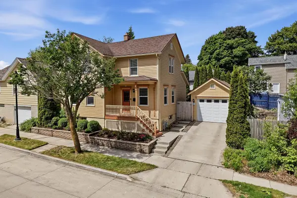 822 N 4th STREET, Sheboygan, WI 53081
