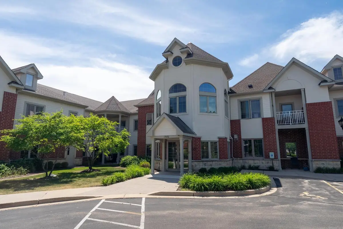17490 Crest Hill DRIVE #10, Brookfield, WI 53045 - #1