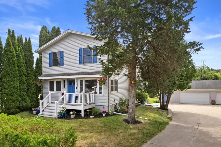 1542 3rd STREET, Delafield, WI 53018 - #3