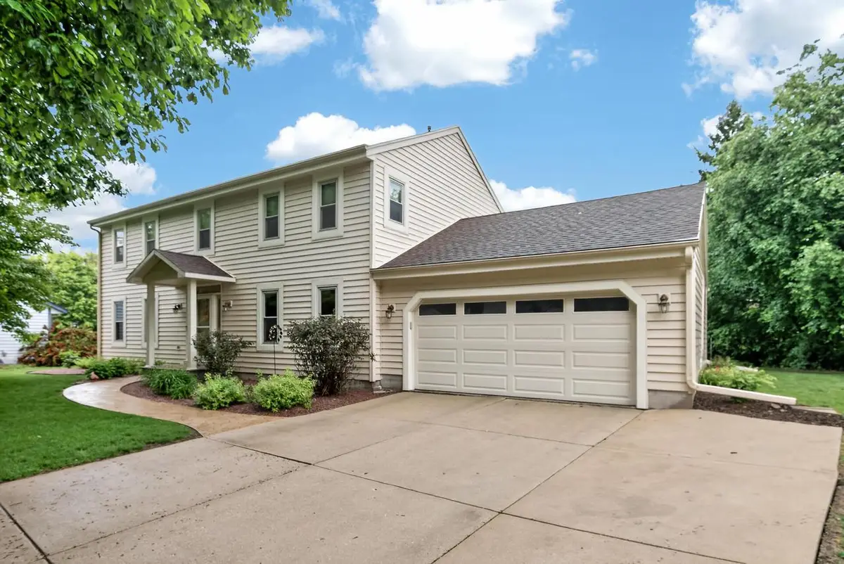 2070 S 103rd COURT, West Allis, WI 53227 - #1