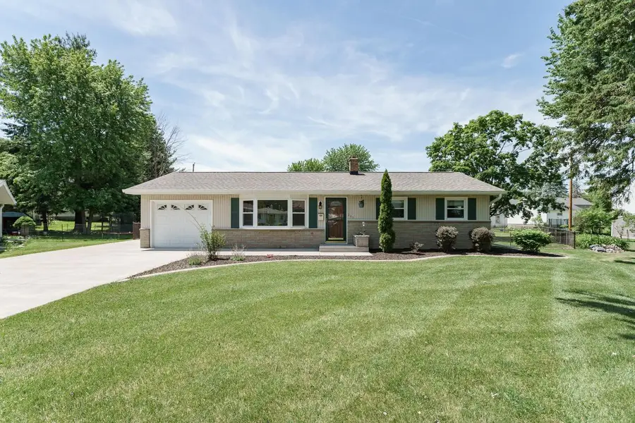 205 Marguerite COURT, Mayville, WI 53050 - #2