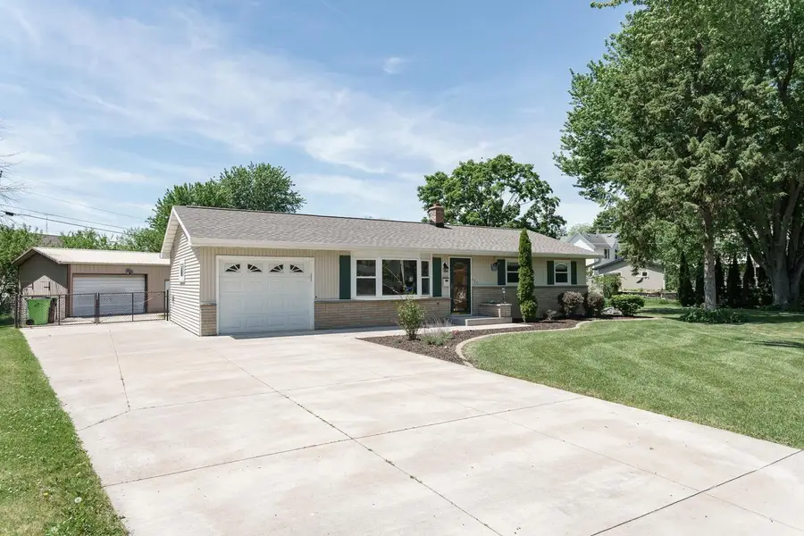 205 Marguerite COURT, Mayville, WI 53050 - #3