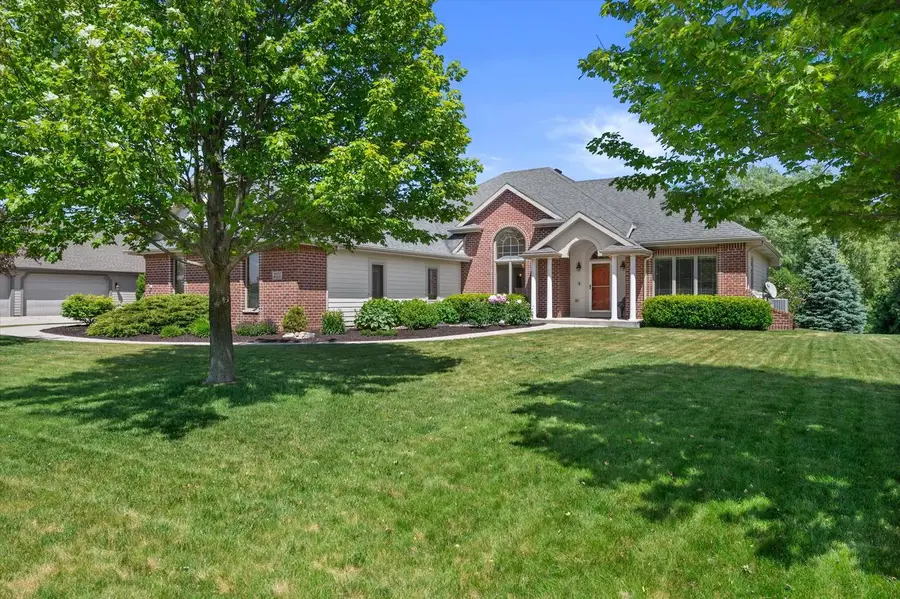 W172N7810 Shady LANE, Menomonee Falls, WI 53051 - #3