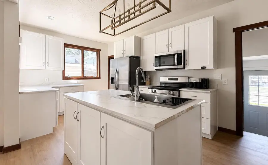 1244 Trimberger COURT, Sheboygan, WI 53081 - #3