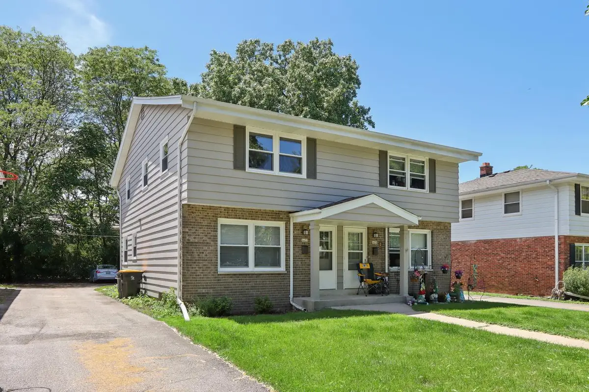 6437 Powell PLACE #6439, Wauwatosa, WI 53213 - #1