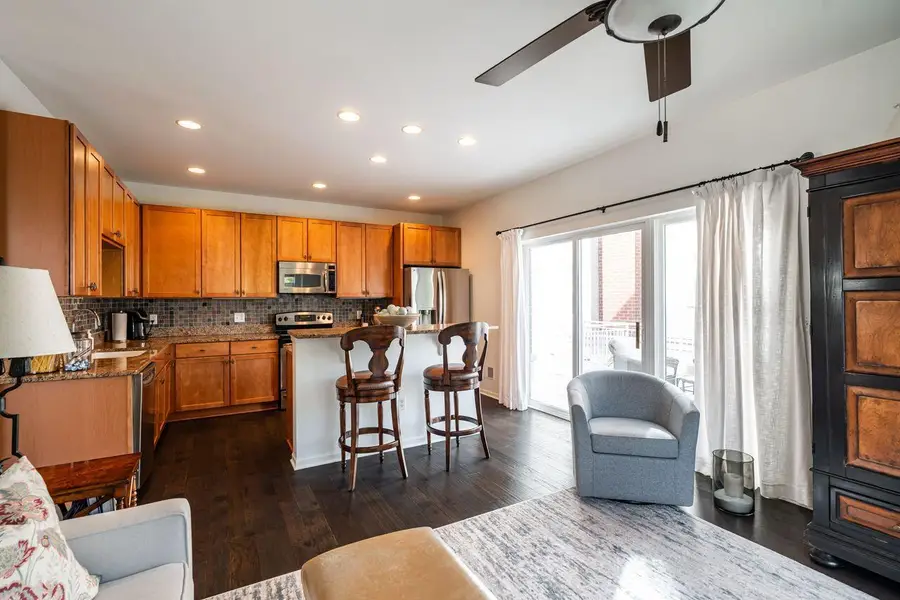 3870 S Lake DRIVE #1102, Saint Francis, WI 53235 - #2
