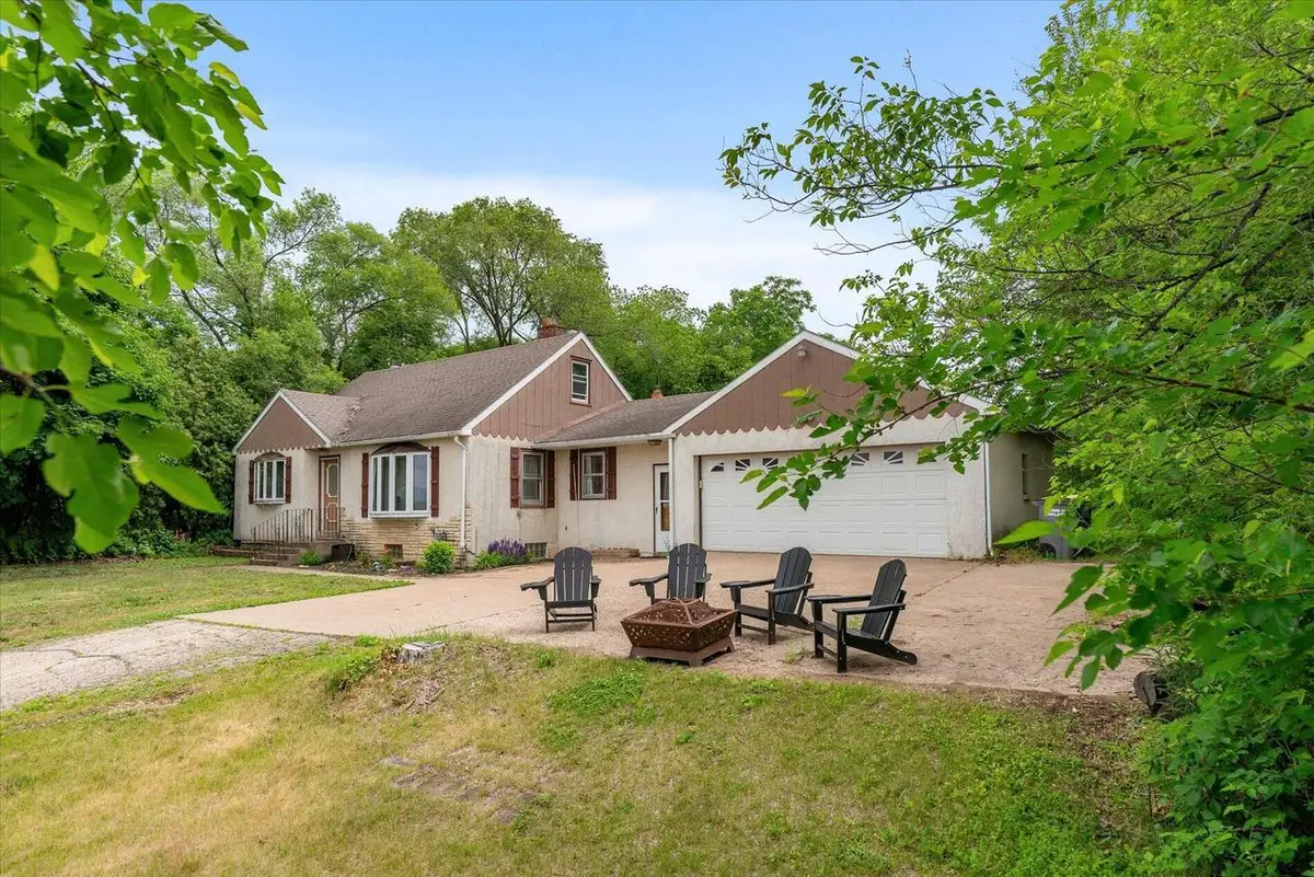 N5298 State Road 35, Onalaska, WI 54650 - #1