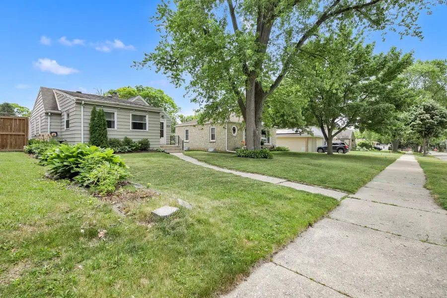 802 S 90th STREET, West Allis, WI 53214 - #3