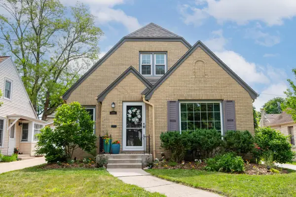 2752 N 69th STREET, Milwaukee, WI 53210
