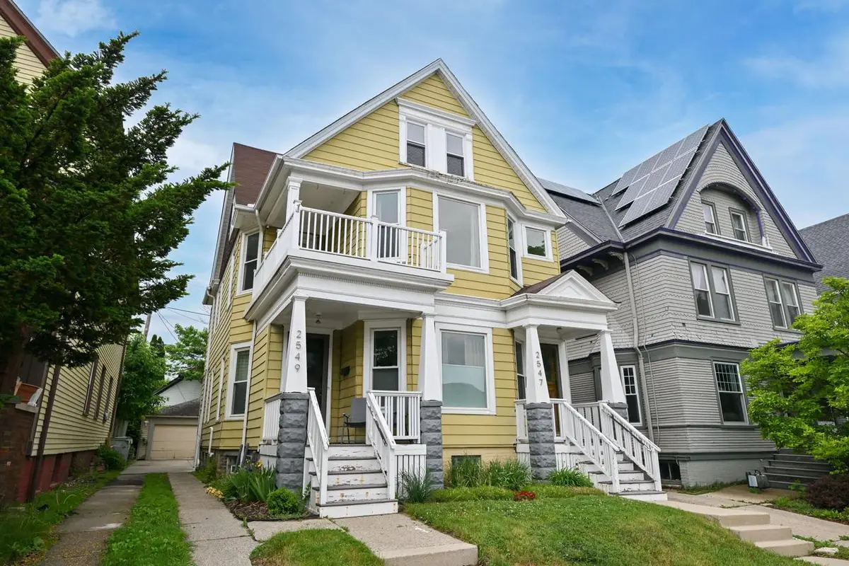 2547 S Howell AVENUE #2549, Milwaukee, WI 53207 - #1
