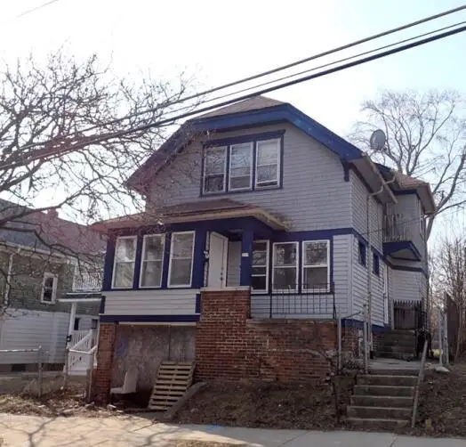 209 E Chambers STREET, Milwaukee, WI 53212