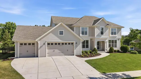 N47W7810 Parkland ROAD, Cedarburg, WI 53012