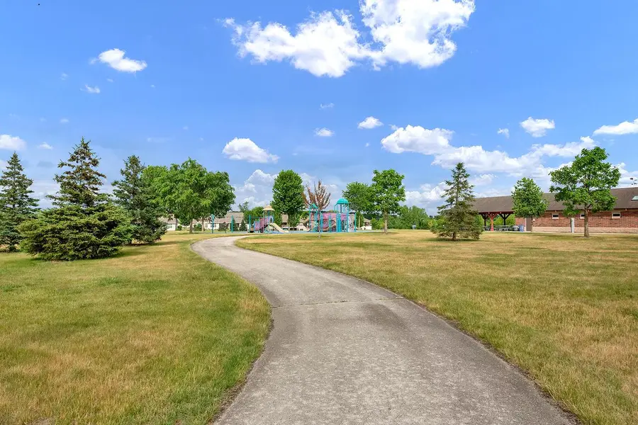 2905 Tanglewood DRIVE, Waukesha, WI 53189 - #2