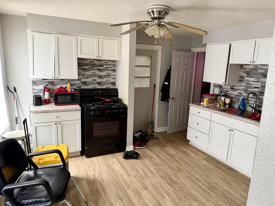 2007 N 40th STREET #2009, Milwaukee, WI 53208 - #2