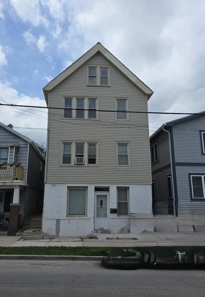 1817 N Humboldt AVENUE #1838 N Humboldt, Milwaukee, WI 53202 - #2