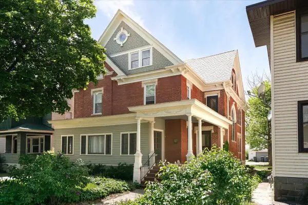 122 10th STREET S, La Crosse, WI 54601