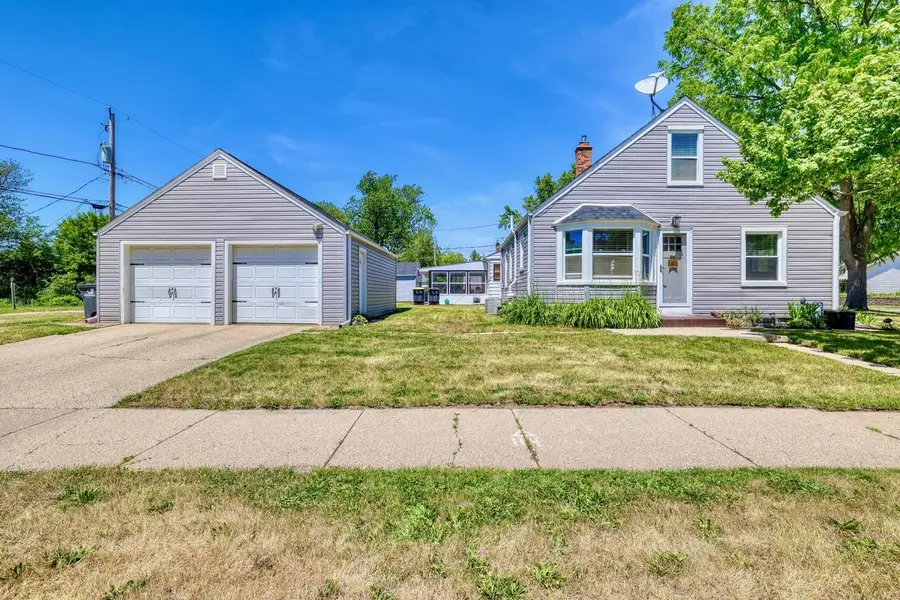 420 Scott AVENUE, Waukesha, WI 53186 - #2