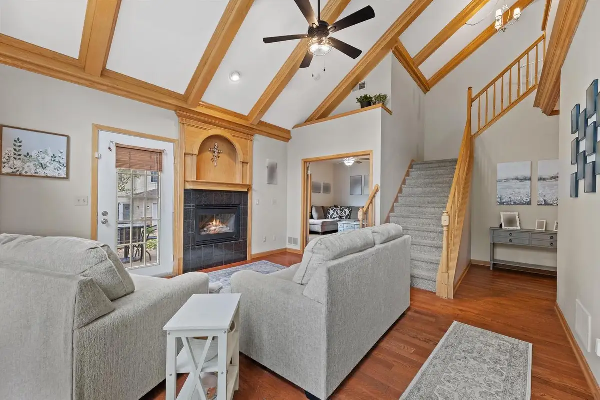 2419 Fox River PARKWAY #A, Waukesha, WI 53189 - #1