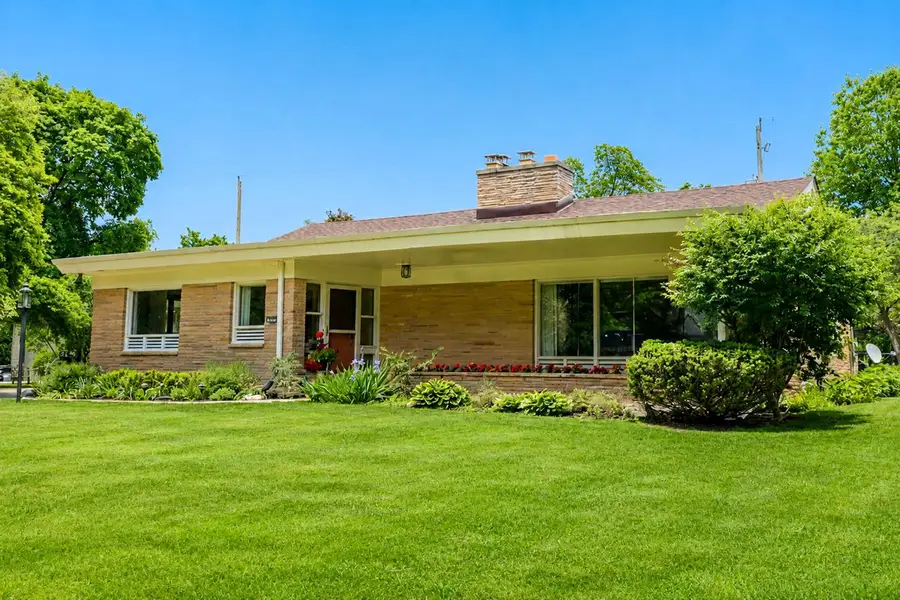 2518 N Harding BOULEVARD, Wauwatosa, WI 53226 - #2