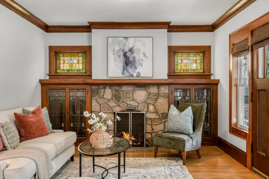 2556 S Logan AVENUE, Milwaukee, WI 53207 - #2