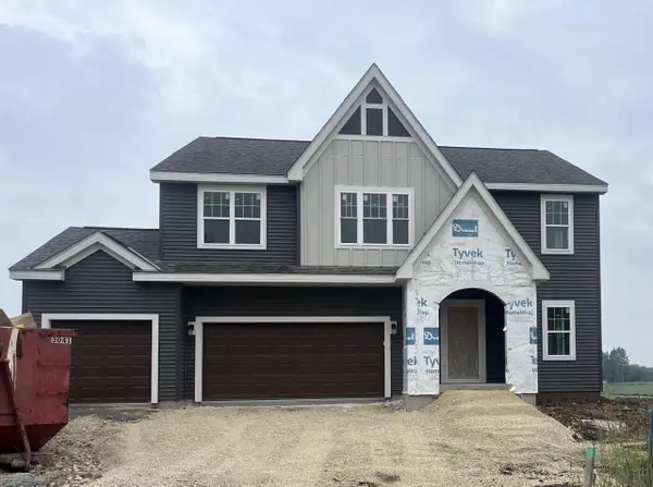 626 Hawks Ridge ROAD, Grafton, WI 53024