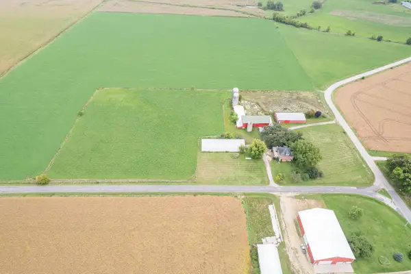 W12040 Sullivan ROAD, Waterloo, WI 53594
