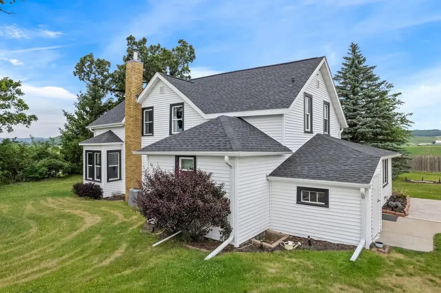W22882 Little Tamarack ROAD, Trempealeau, WI 54630 - #2