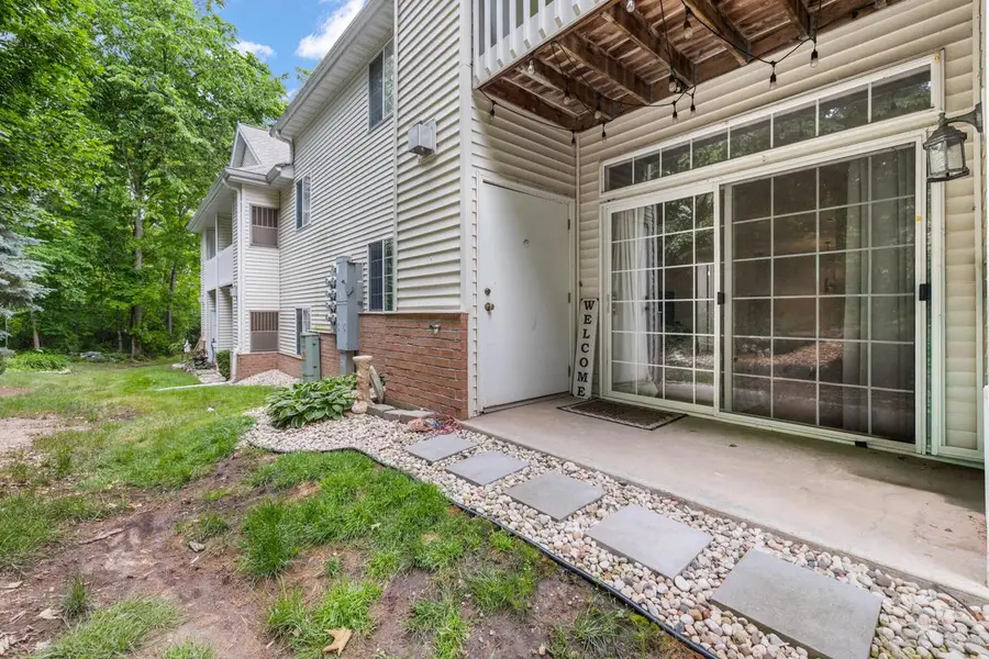 S77W19462 Lakewood DRIVE, Muskego, WI 53150 - #2