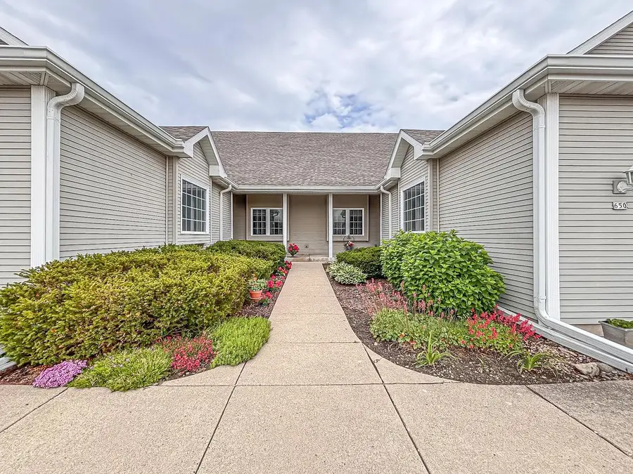 650 Waters Edge DRIVE, Whitewater, WI 53190 - #2