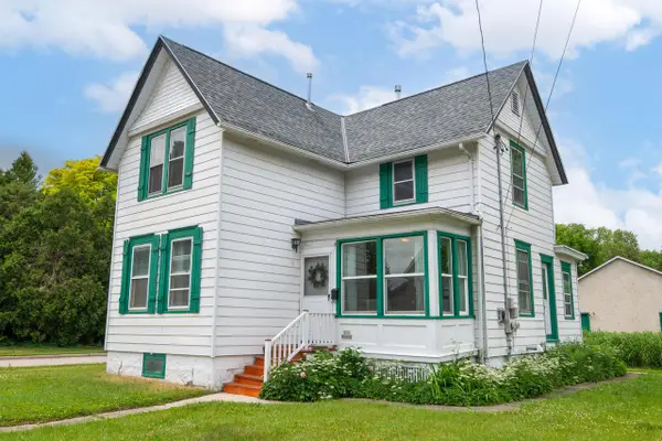 N50W6466 Western ROAD, Cedarburg, WI 53012