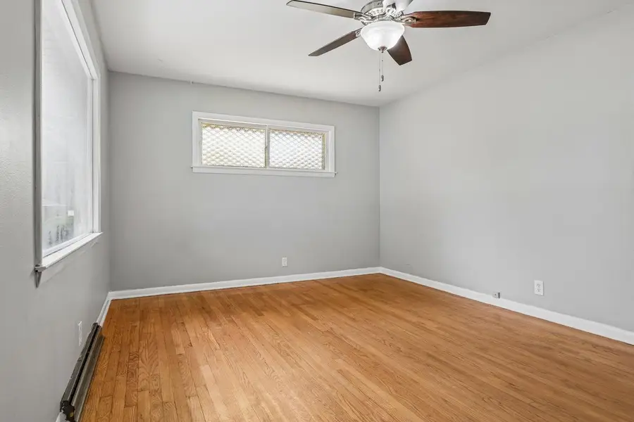 8801 W Lawn AVENUE, Milwaukee, WI 53225 - #3