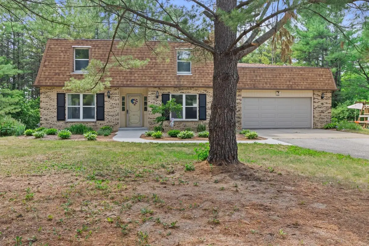 5581 Maple ROAD, West Bend, WI 53095 - #1