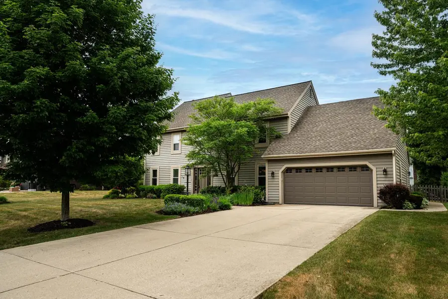 10133 N Foxkirk DRIVE, Mequon, WI 53097 - #2